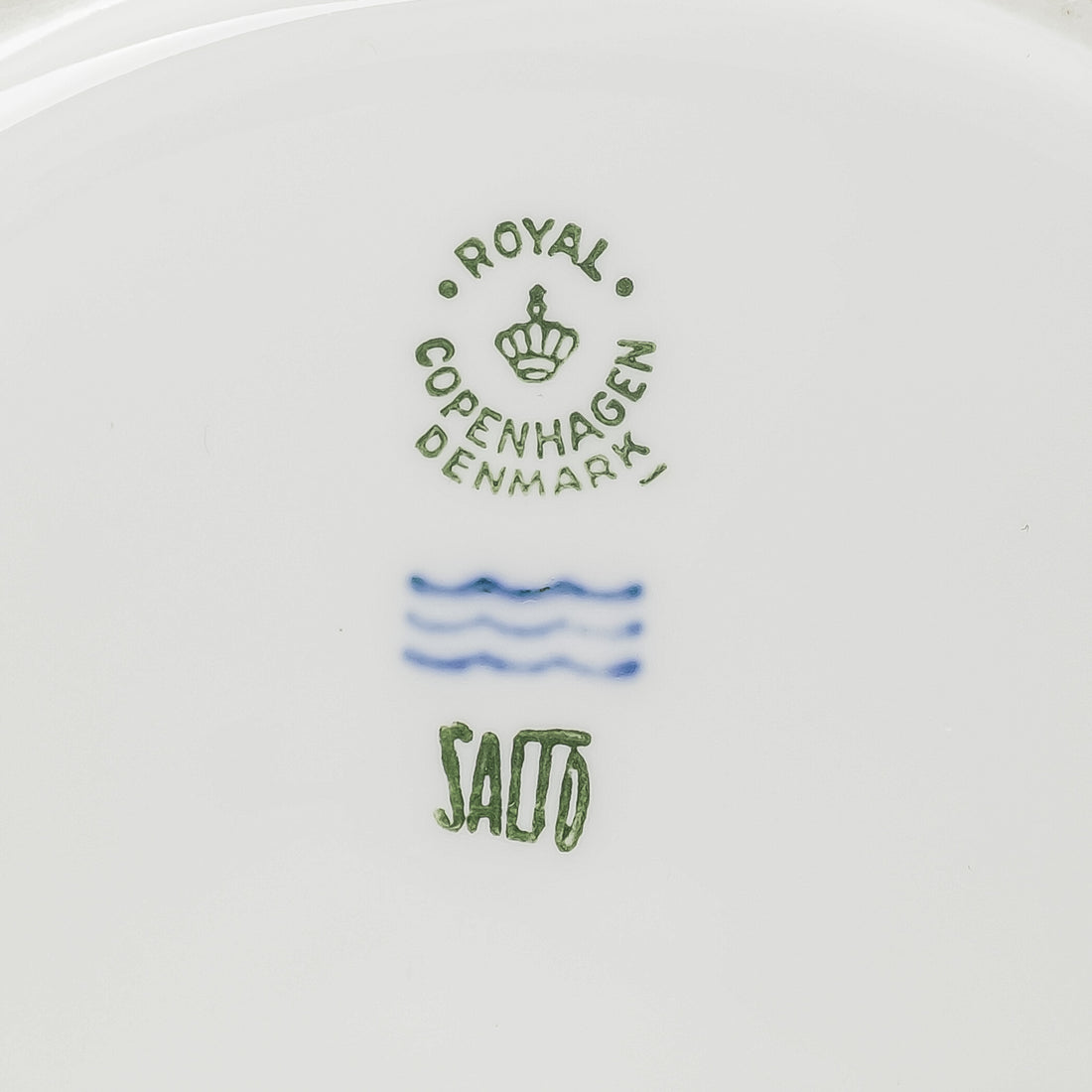 ROYAL COPENHAGEN Salto Covered Serving Bowl
