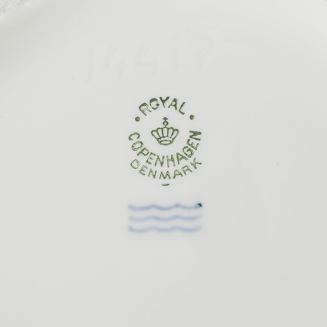 ROYAL COPENHAGEN Salto Salad Serving Bowl