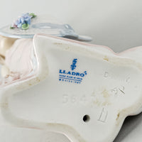 LLADRO Figurine Sara 5647