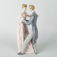 LLADRO Figurine Anniversary Dance 1372