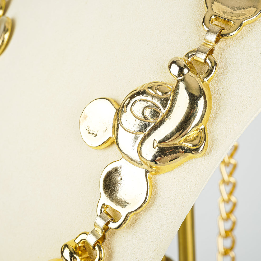 Vintage WALT DISNEY CO Gold-Tone Mickey Mouse Link Belt