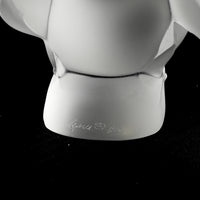 LALIQUE Figurine Moineau Coquet/Head Under Wing