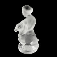 LALIQUE Figurine Diana The Huntress With Fawn
