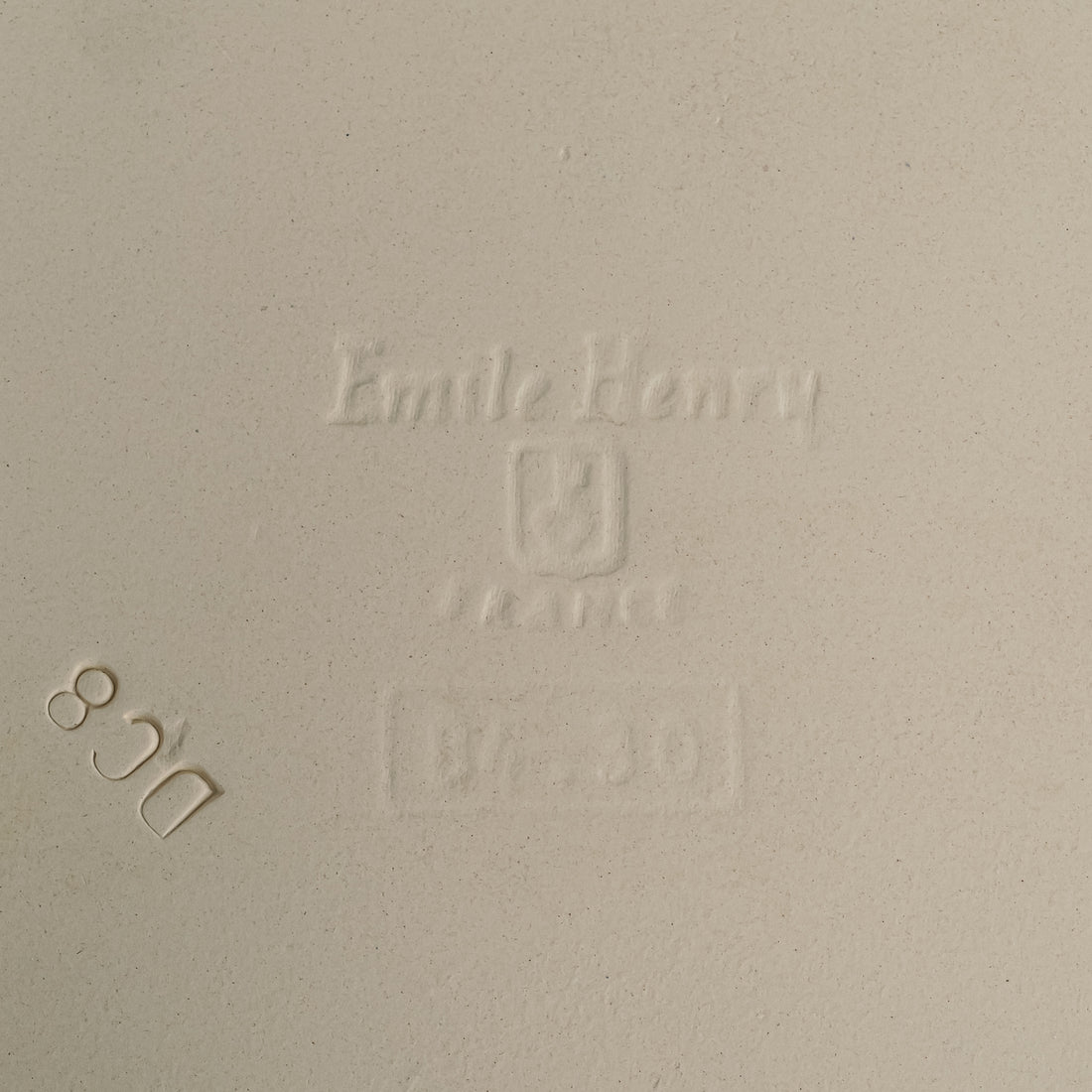 EMILE HENRY Stoneware Round Covered Casserole 84.30 - Yellow