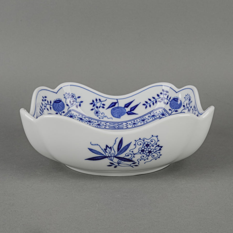 HUTSCHENREUTHER Blue Onion Serving Bowl