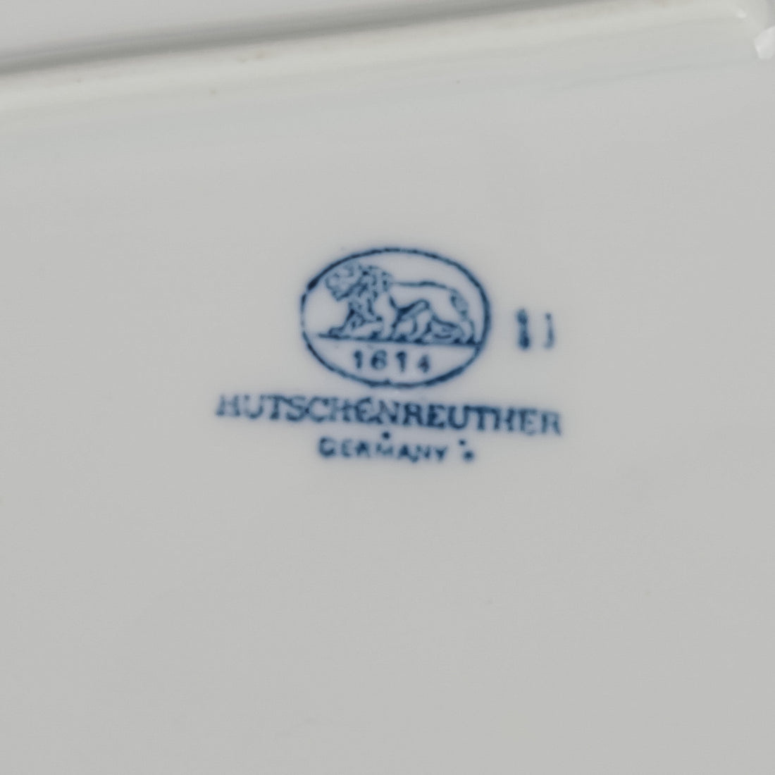 HUTSCHENREUTHER Blue Onion Serving Bowl