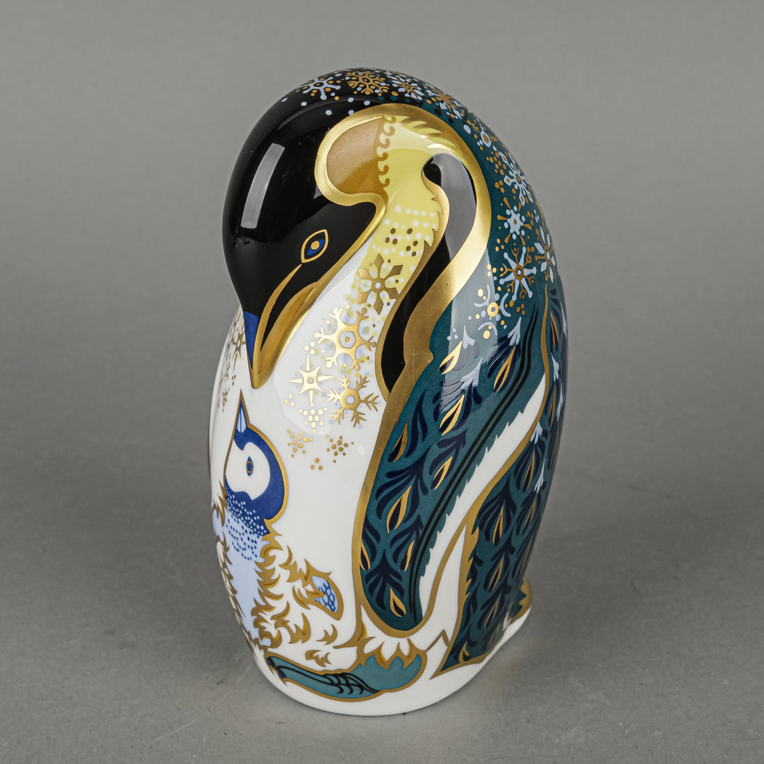 ROYAL CROWN DERBY Paperweight Emperor Penguin And Chick