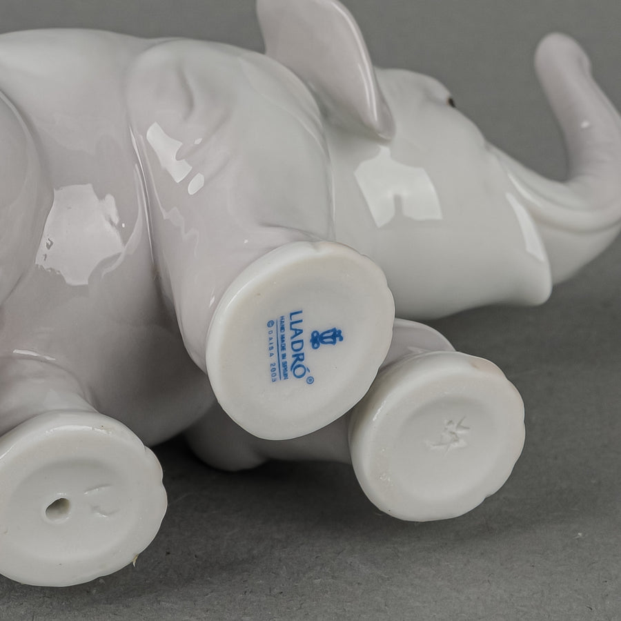 LLADRO Figurine Lucky Elephant 8036