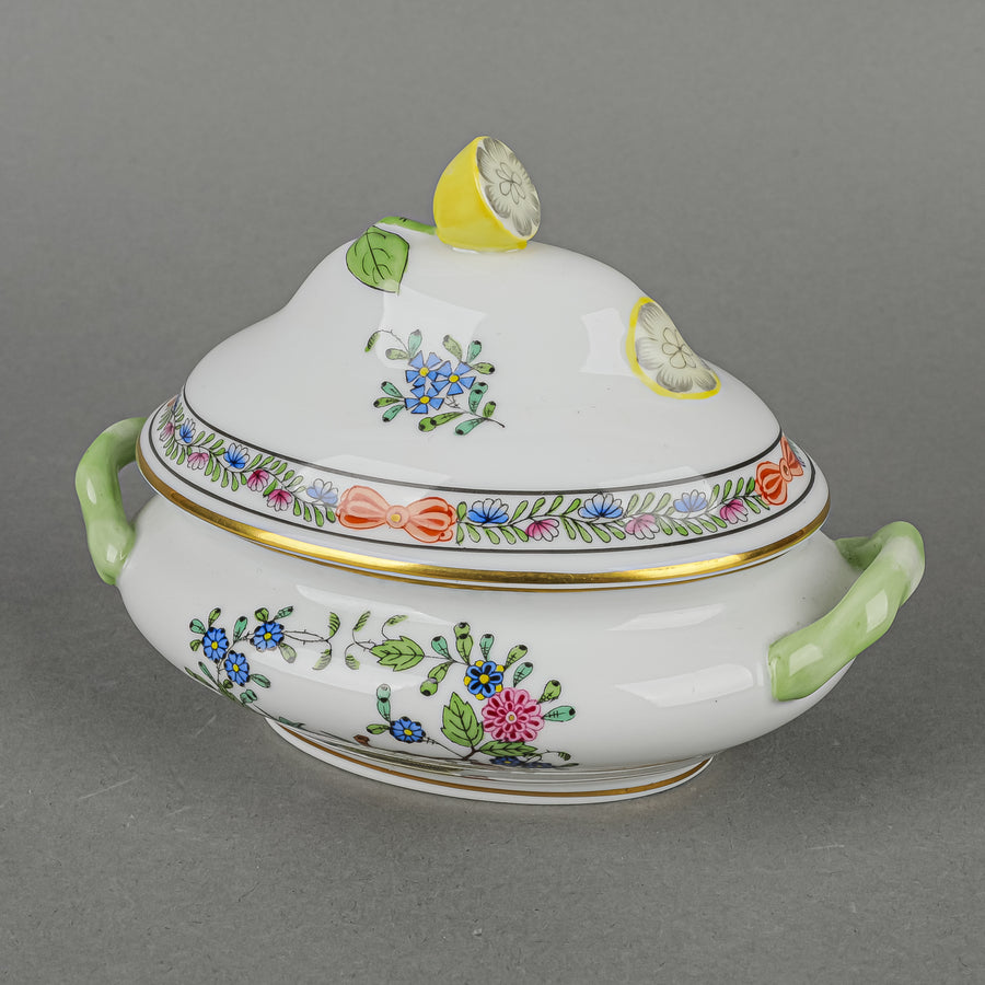 HEREND Indian Basket Oval Mini Tureen With Lemon Knob Lid 6017