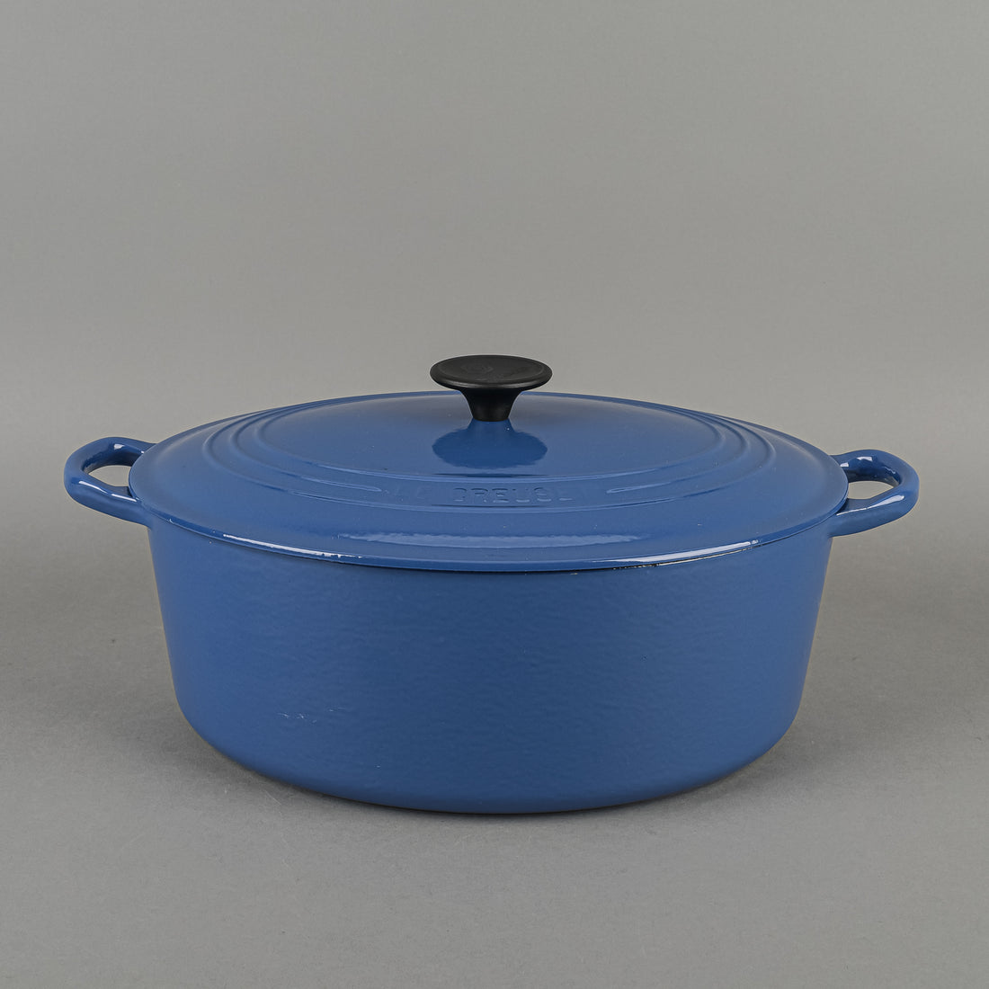 LE CREUSET Enamel Cast Iron Oval Dutch Oven 31cm With Lid - Blue
