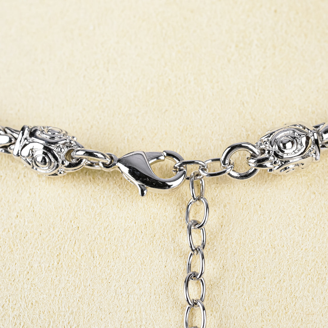 JOHN MEDEIROS Silver Tone Chain Pearl Pendant Set