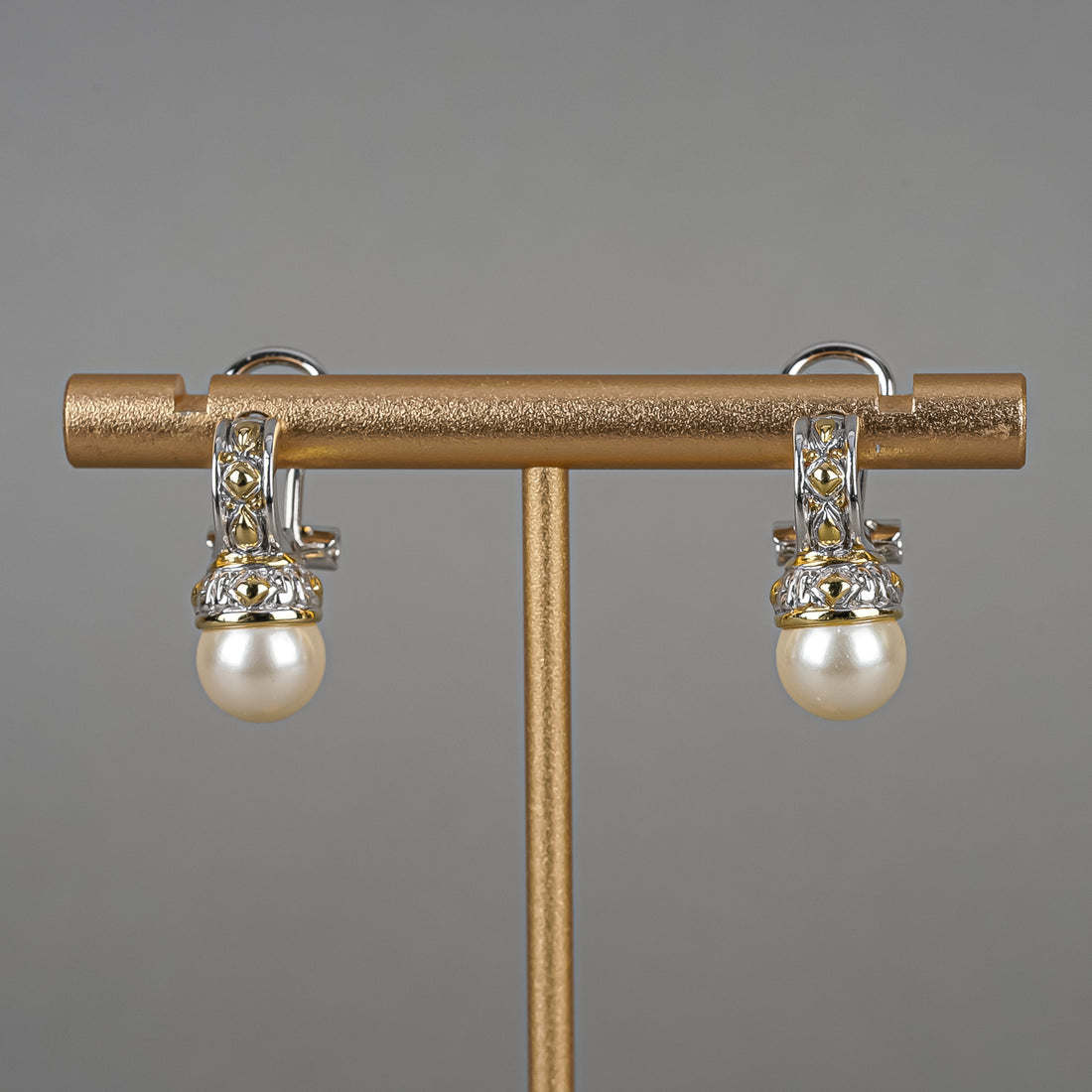 JOHN MEDEIROS Silver Tone Chain Pearl Pendant Set