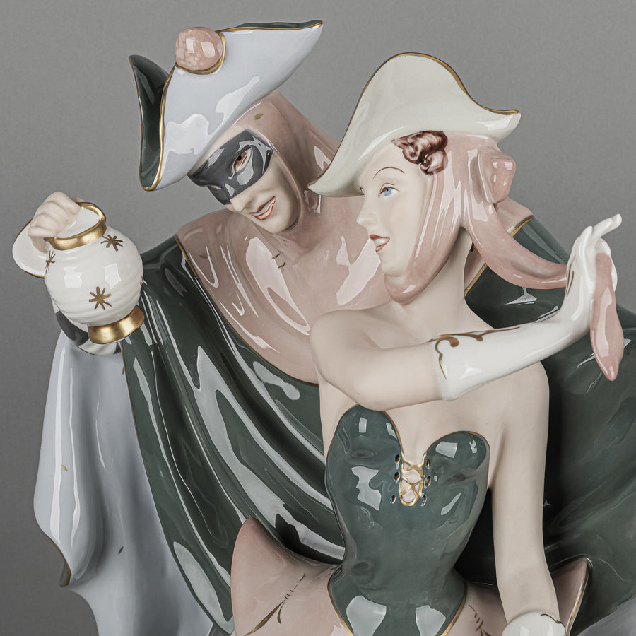 ROYAL DUX Figurine Harlequin & Columbine 204/8-1341