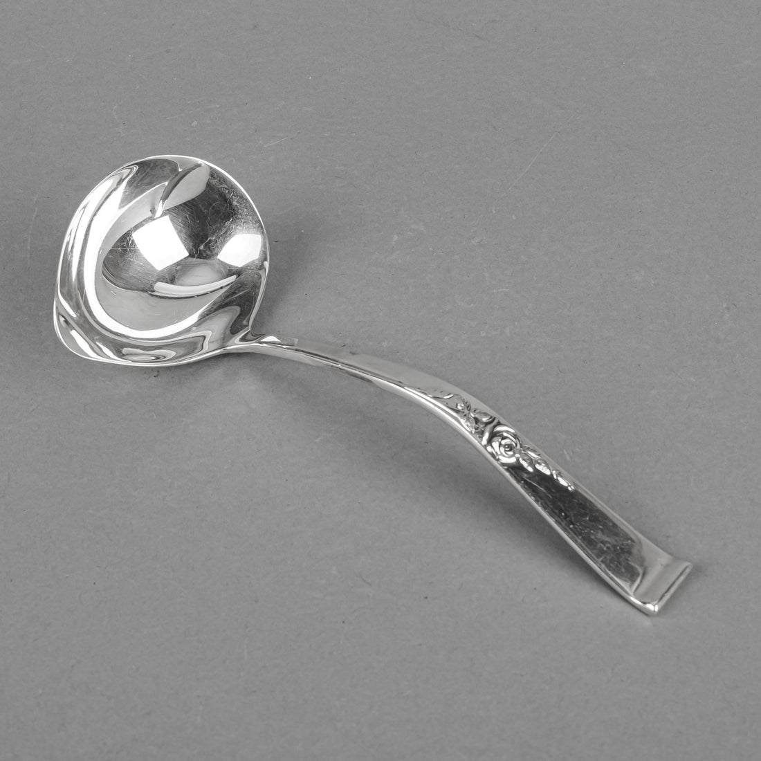 REED & BARTON Classic Rose Sterling Gravy Ladle