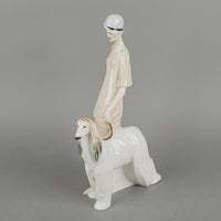 ROYAL DOULTON Figurine Promenade HN 3072  Reflections Series