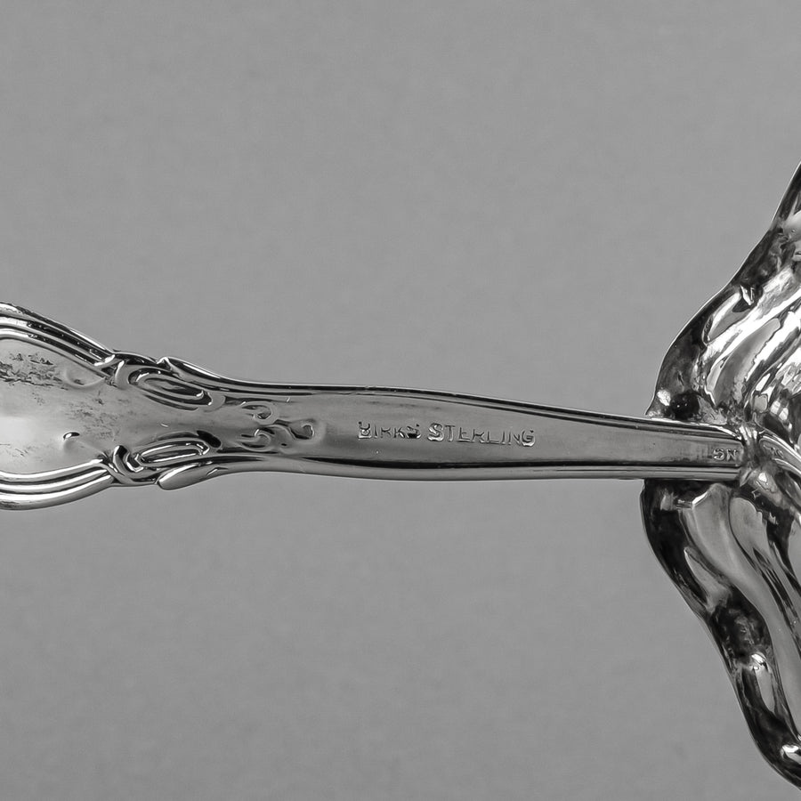 BIRKS Chantilly Sterling Tea Strainer  w/Glass Stand