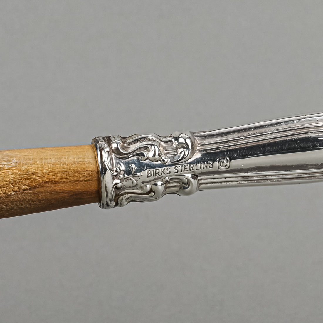 BIRKS Chantilly Sterling Handle Wooden Salad Server Set Of 2