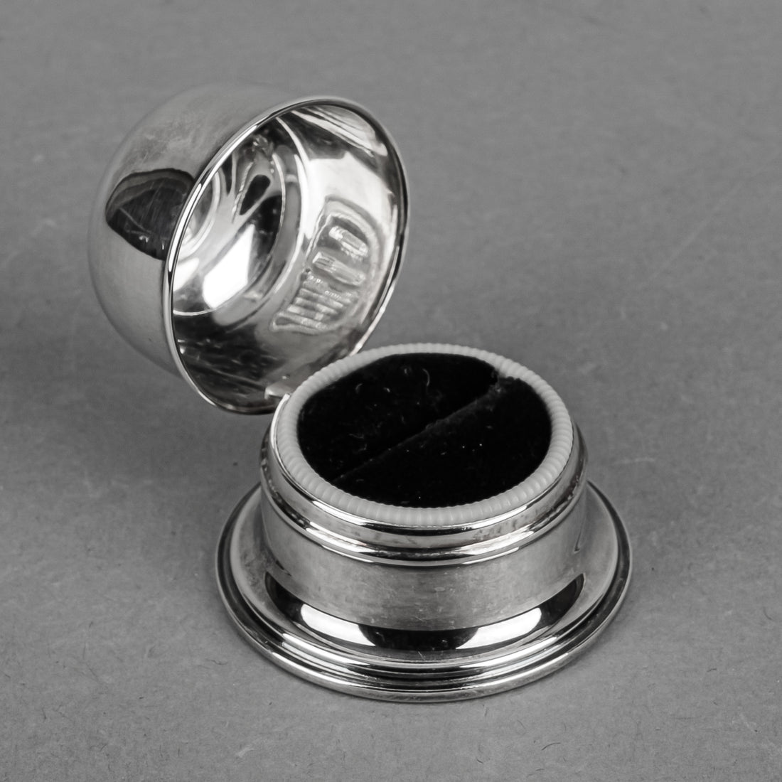 BIRKS Regency Plate Silver Plate Domed Ring Box