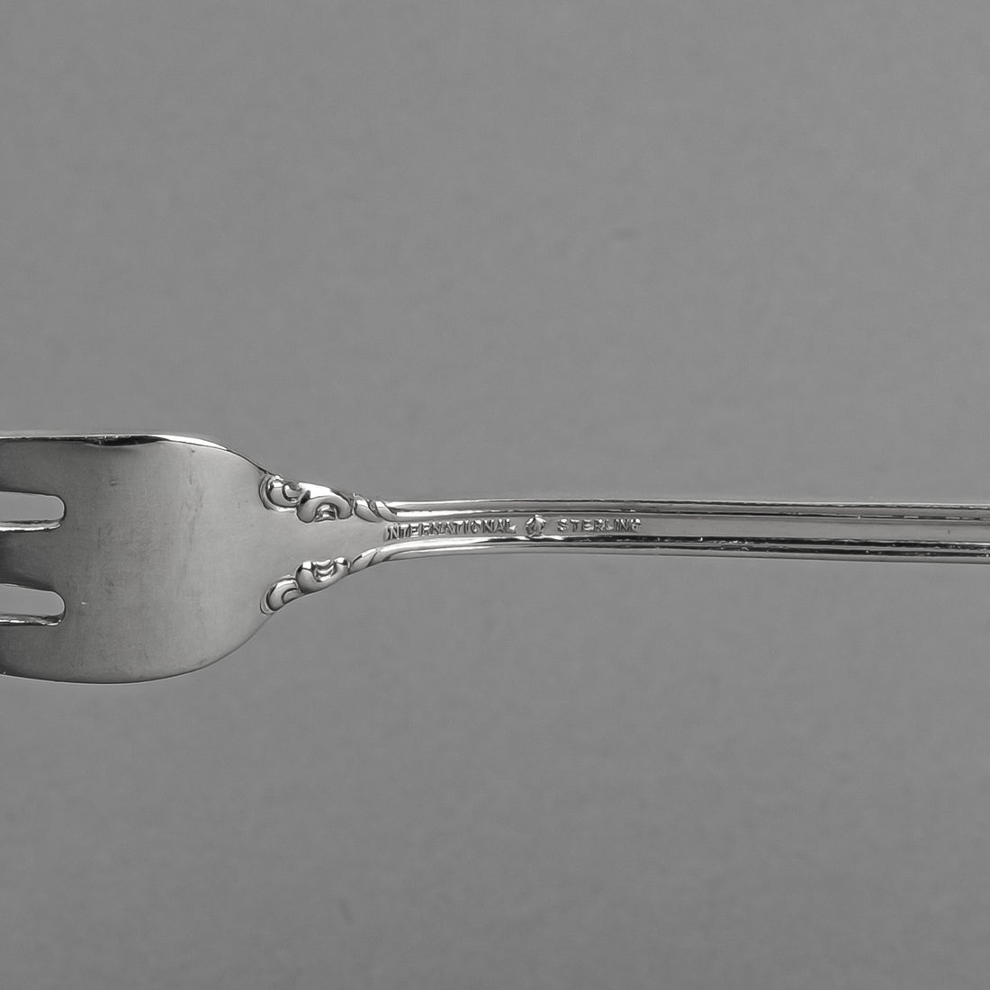 INTERNATIONAL SILVER Joan Of Arc Sterling Cocktail Forks Set Of 8