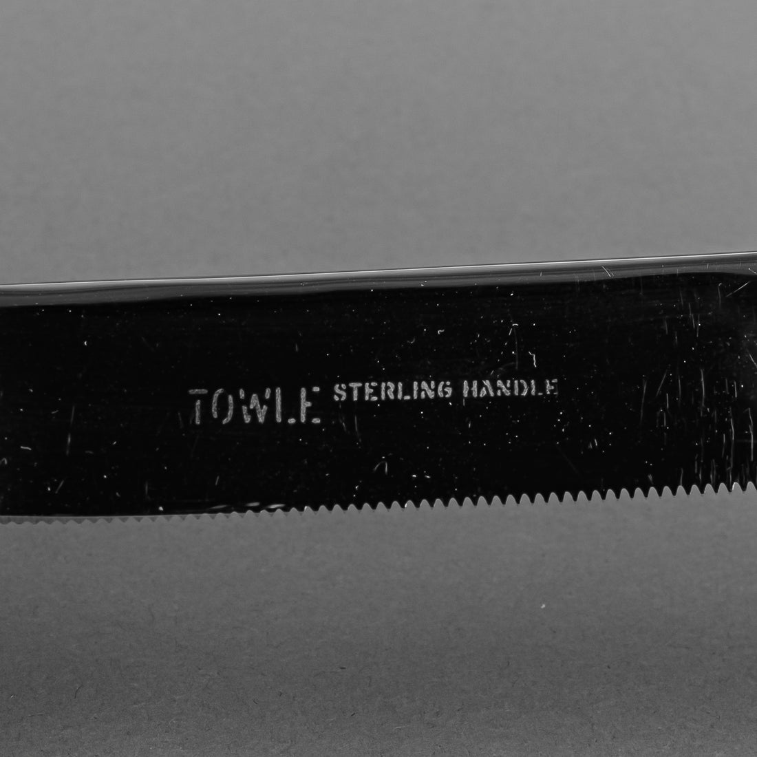 TOWLE Old Master Sterling Handle Stainless Steel Bread Knife