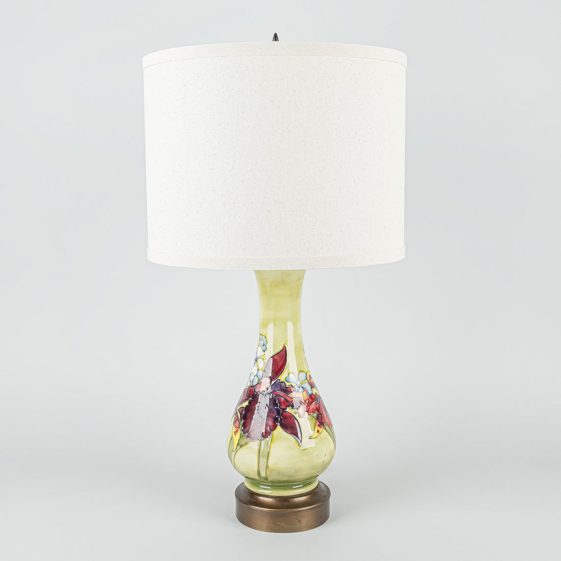 MOORCROFT Orchid on Green/Yellow Ground Lamp With Shade