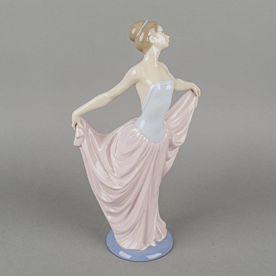 LLADRO Figurine Dancer 5050