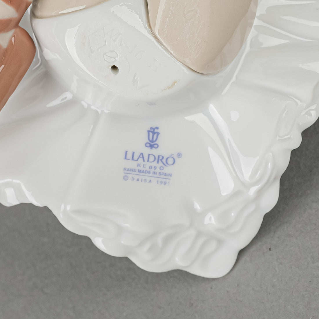 LLADRO Figurine Rose Ballet 5919