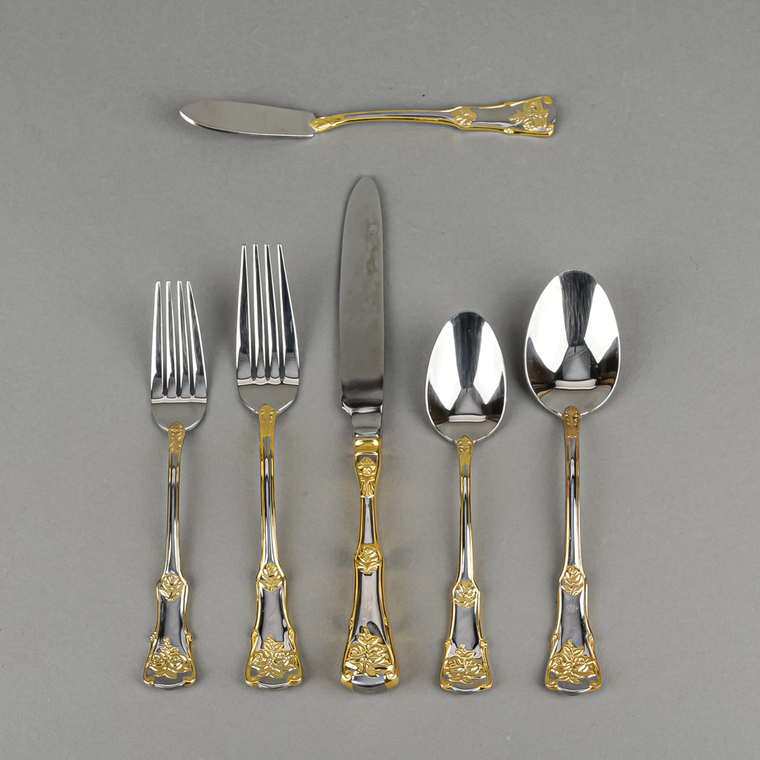 ROYAL ALBERT Old Country Roses Gold Stainless Steel Flatware 8 Place Settings Plus Extras