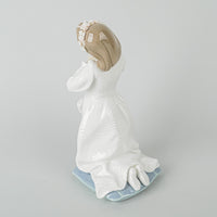 LLADRO Figurine Communion Prayer (Girl) 6089