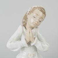 LLADRO Figurine Communion Prayer (Girl) 6089