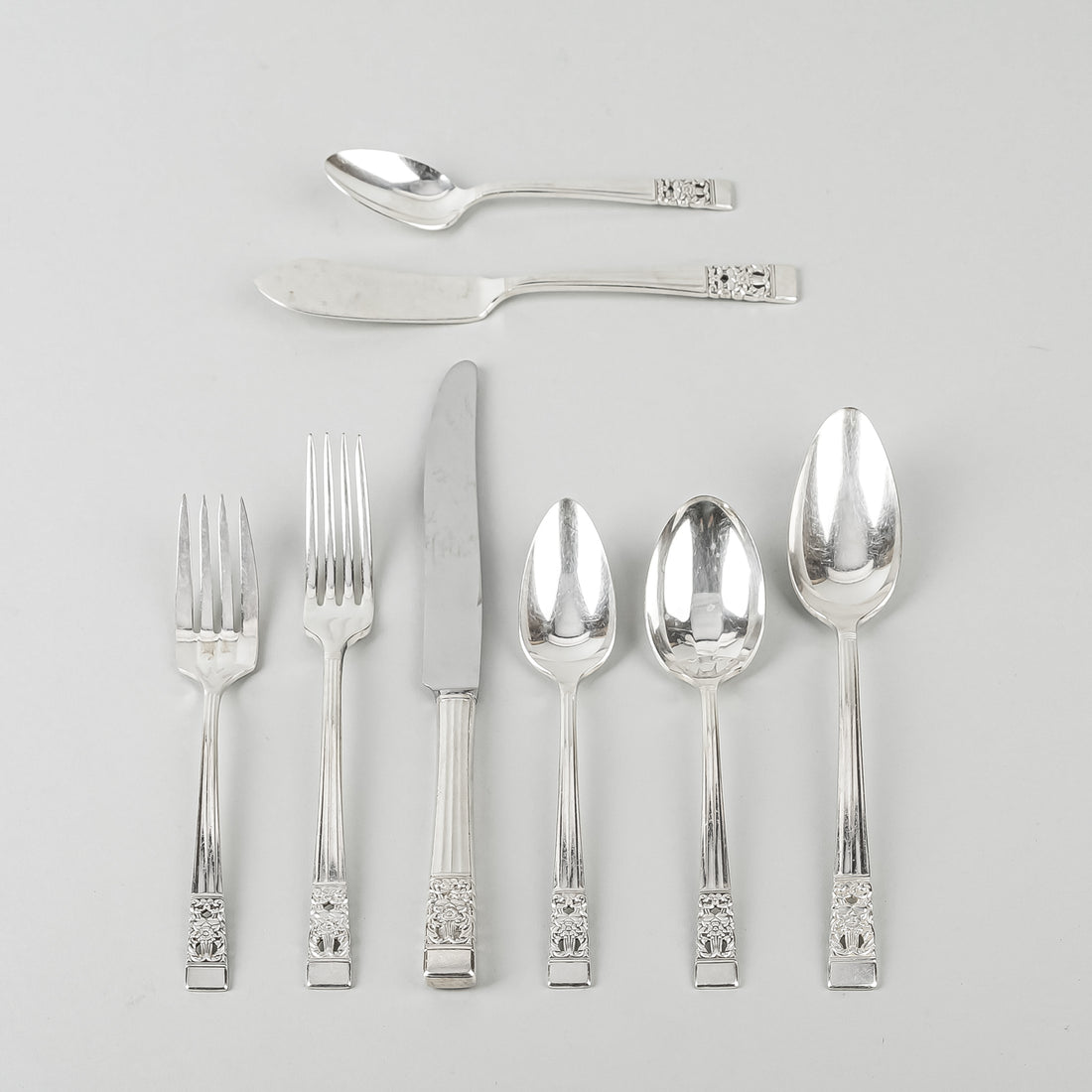 COMMUNITY PLATE Coronation Silver Plate Flatware 11 Place Settings Plus Extras