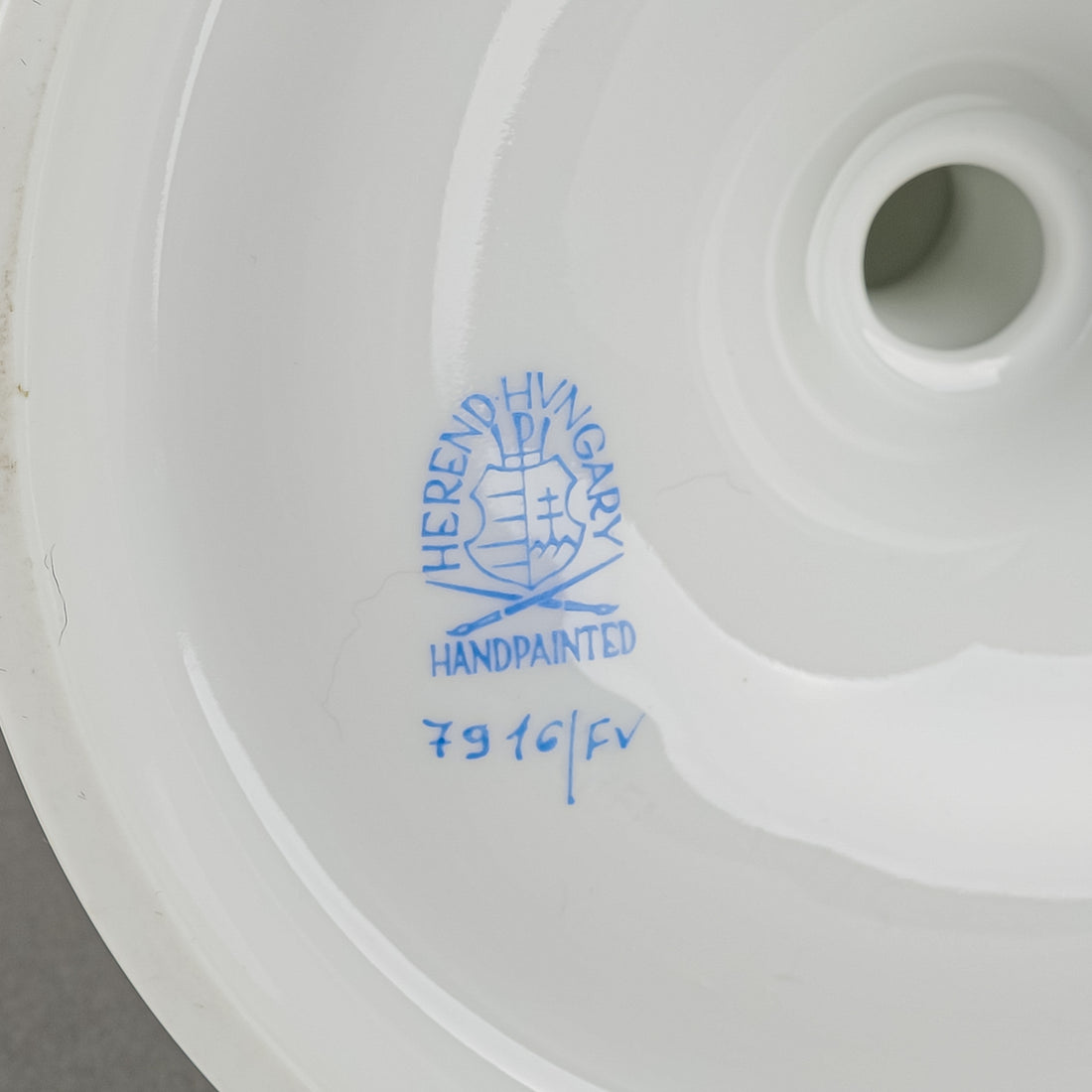 HEREND Indian Basket Green Candlestick 7916 H7.5"xD5.5"