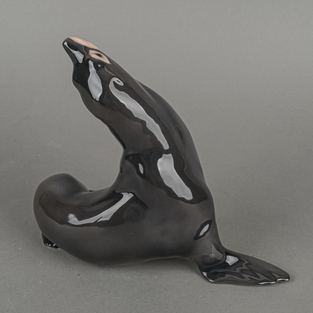 BING & GRØNDAHL Figurine Sea Lion Stretching Neck 1733