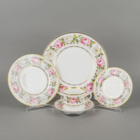 ROYAL WORCESTER Royal Garden 12 Place Settings Plus Extras
