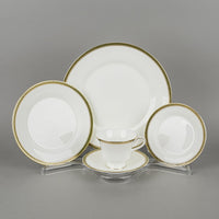 WEDGWOOD Chester R4446 81 Pieces