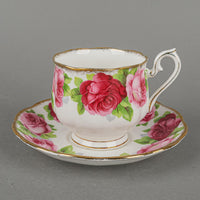 ROYAL ALBERT Old English Rose 10 Place Settings 50 Pieces