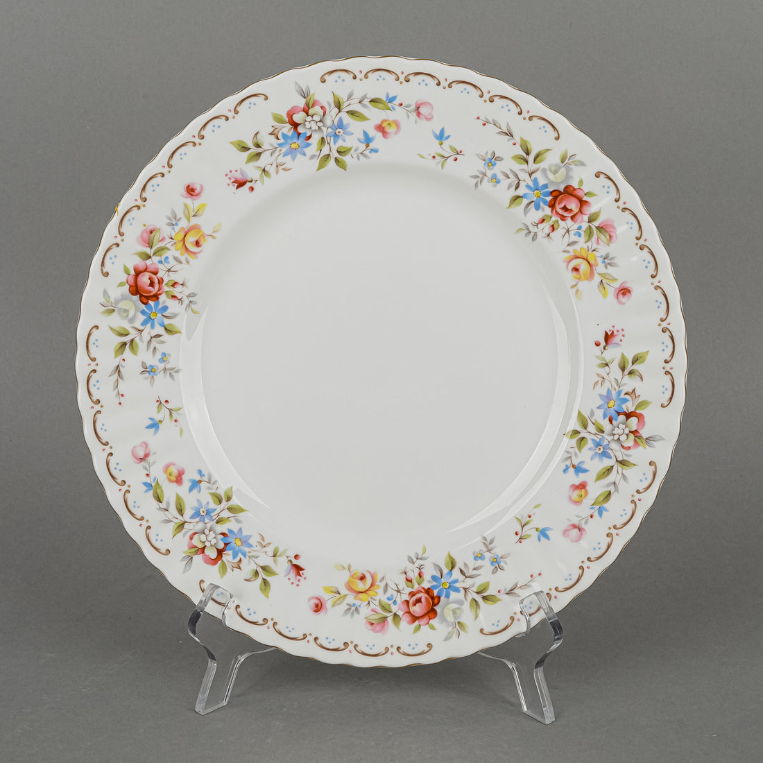 ROYAL ALBERT Jubilee Rose 6 Place Settings Plus Extras