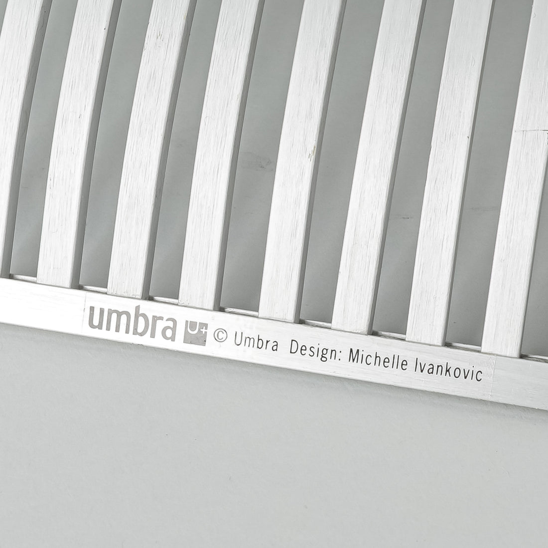 UMBRA Vogue Magazine Rack