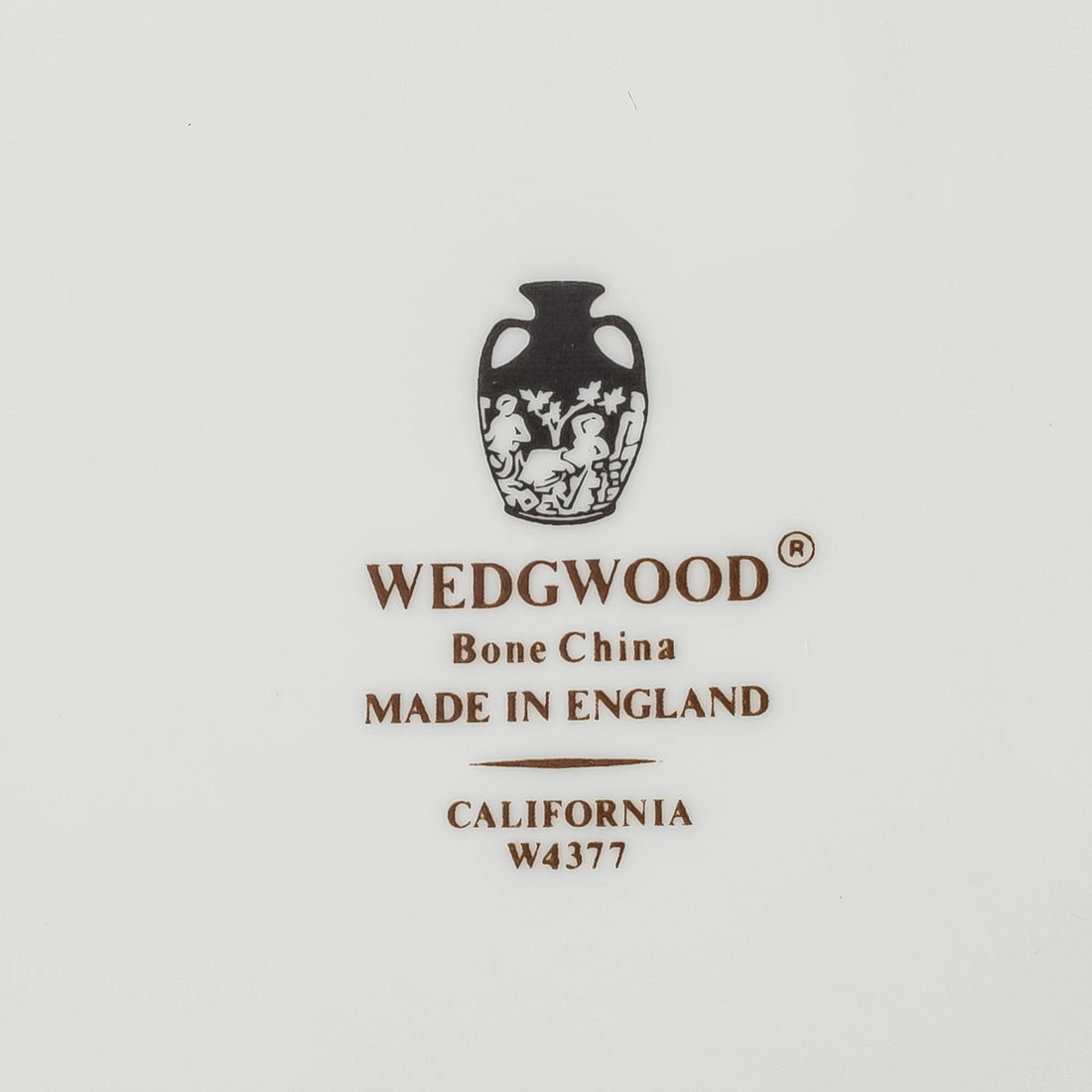WEDGWOOD California W4377 12 Place Settings Plus Extras
