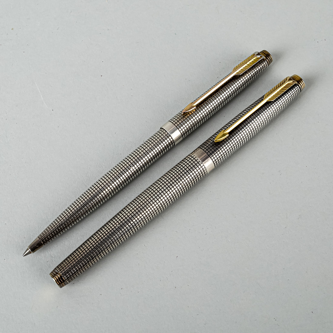PARKER 75 Vintage Sterling Silver and 14K Gold Cisele Pen Set