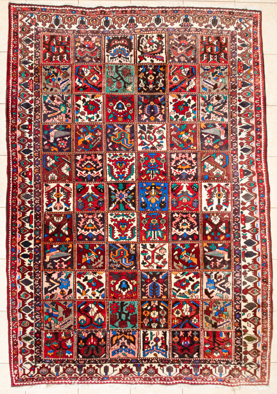 Hand Knotted Wool Bakhtiari Garden Tile Rug