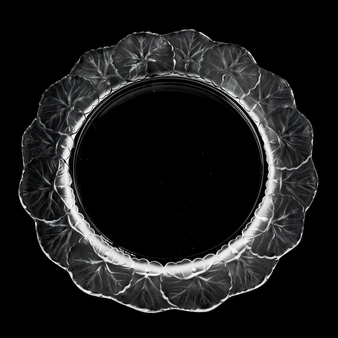 LALIQUE Honfleur Salad Plate