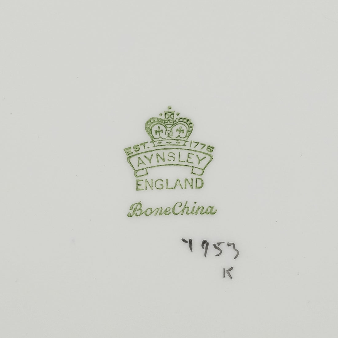 AYNSLEY JA Bailey Cabbage Rose 4953 Cabinet Plate