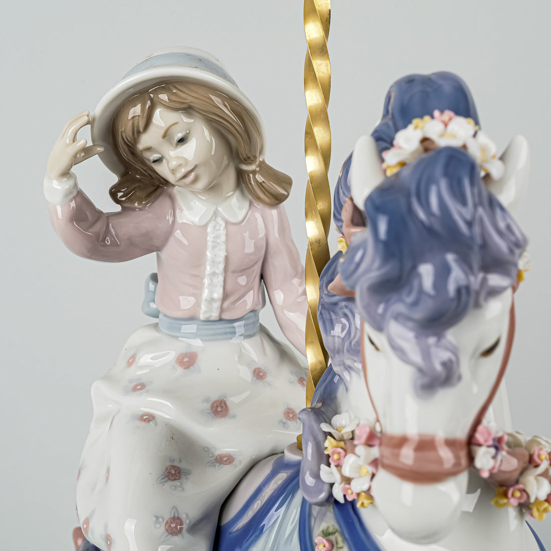 LLADRO Figurine Carousel Charm 5731