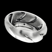LALIQUE Yseult Oval Salt Cellar