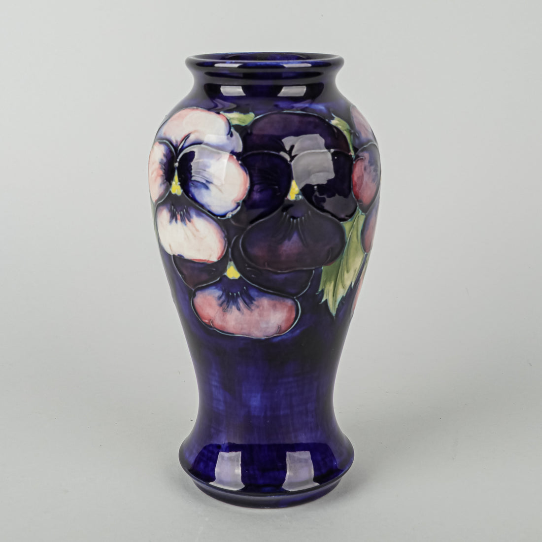 MOORCROFT Pansy Blue Ground Vase H7.25"xD4.5"