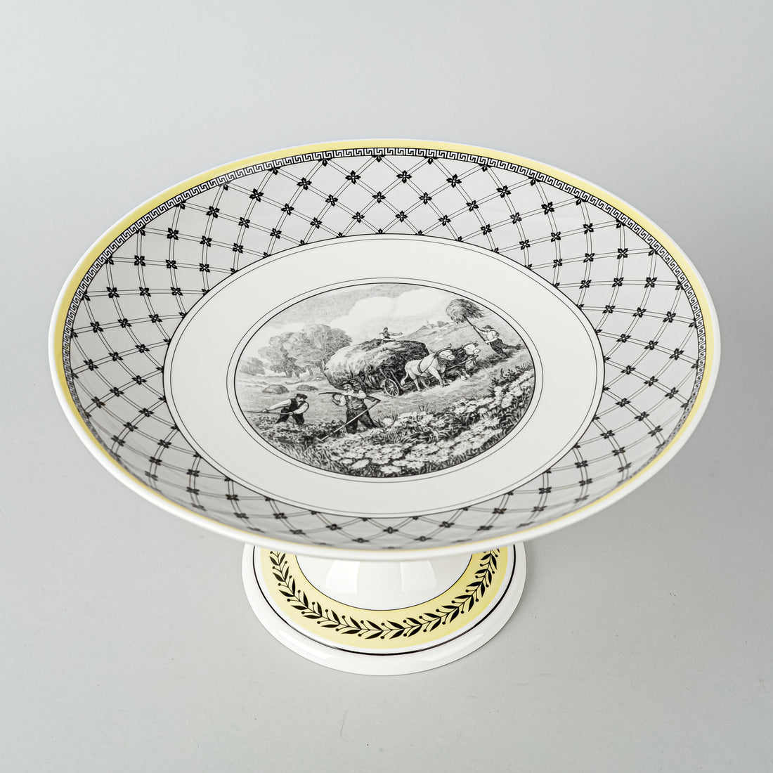 VILLEROY & BOCH Audun Ferme Pedestal Dish
