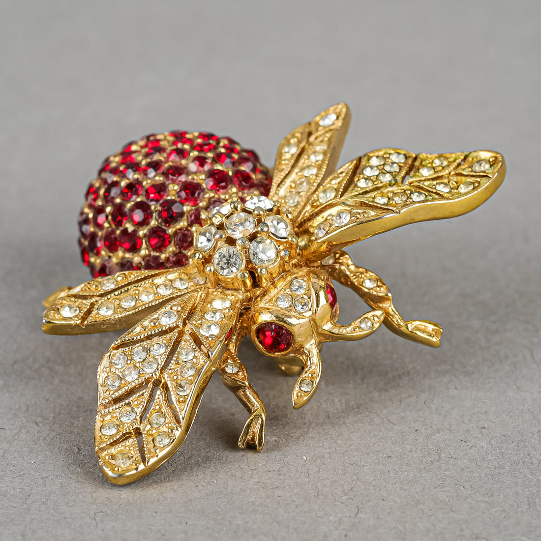 CINER Gold Plated 18K Clear/Red Crystal Bee Brooch