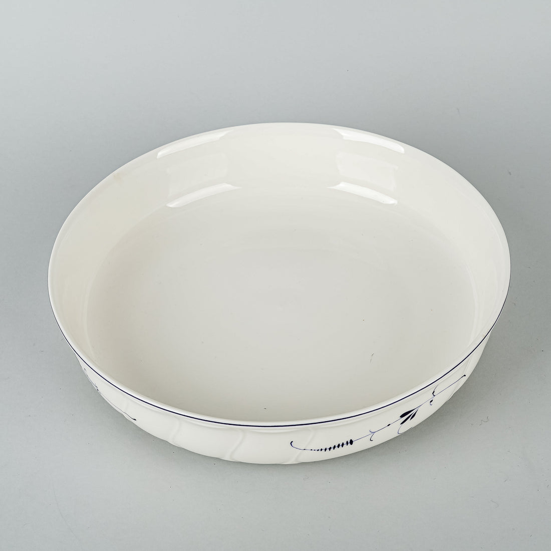 VILLEROY & BOCH Vieux Luxembourg Shallow Serving Dish