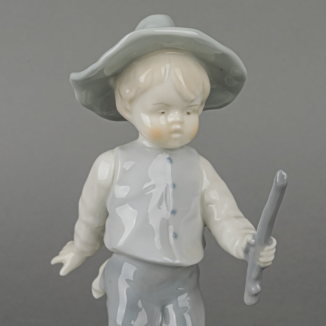 METZLER & ORTLOFF Figurine Boy With Ducks 7210